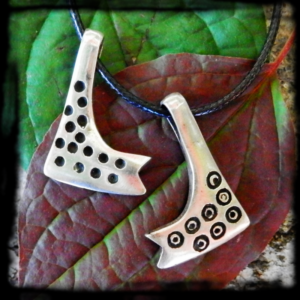 Strieborný prívesok PERÚNOVA SEKERA 2v1