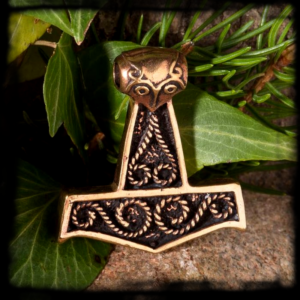 Bronzový prívesok MJOLNIR SPIRAL