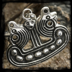 Strieborný prívesok DRAKKAR