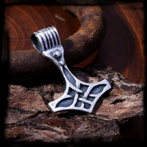 Strieborný prívesok MJOLNIR THRAIN